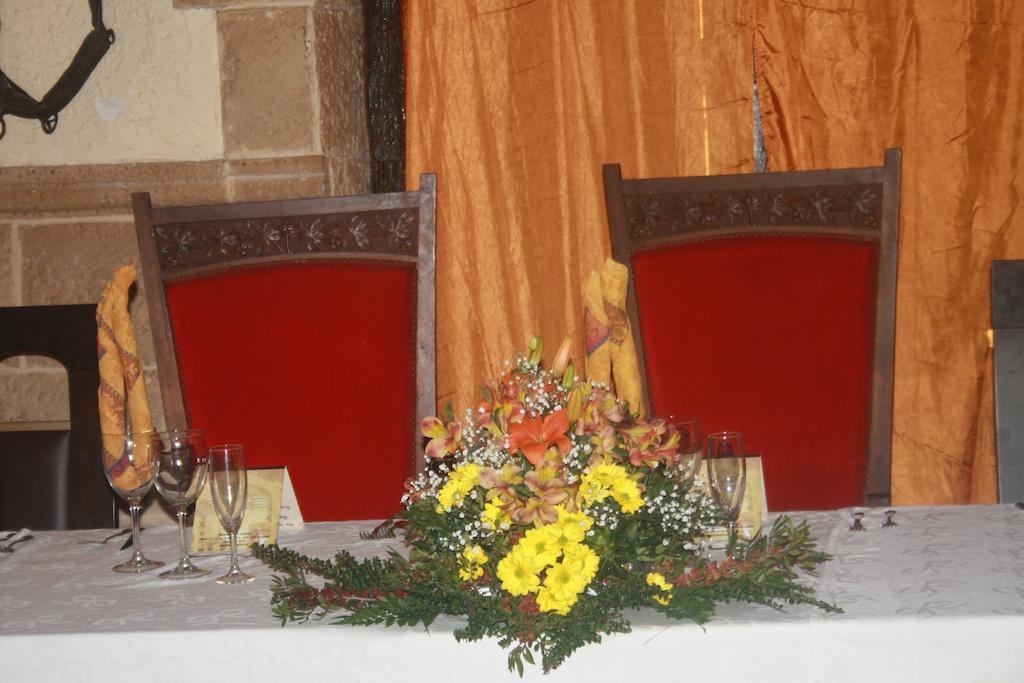 Hostal Restaurante La Diligencia Cunit Esterno foto