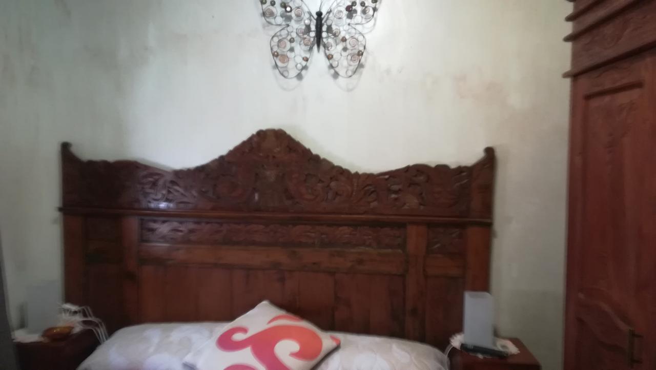 Hostal Restaurante La Diligencia Cunit Esterno foto